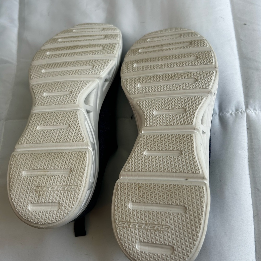 Skechers Black and Purple Athletic Shoes - Picture 4 of 6